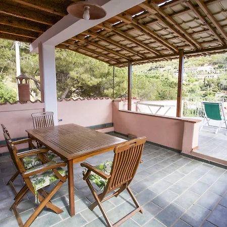 Daire Morcone - Goelba Moricone